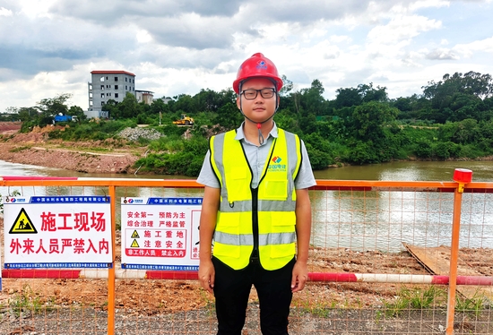 張廣贊工作照—南方公司 張廣贊攝.jpeg